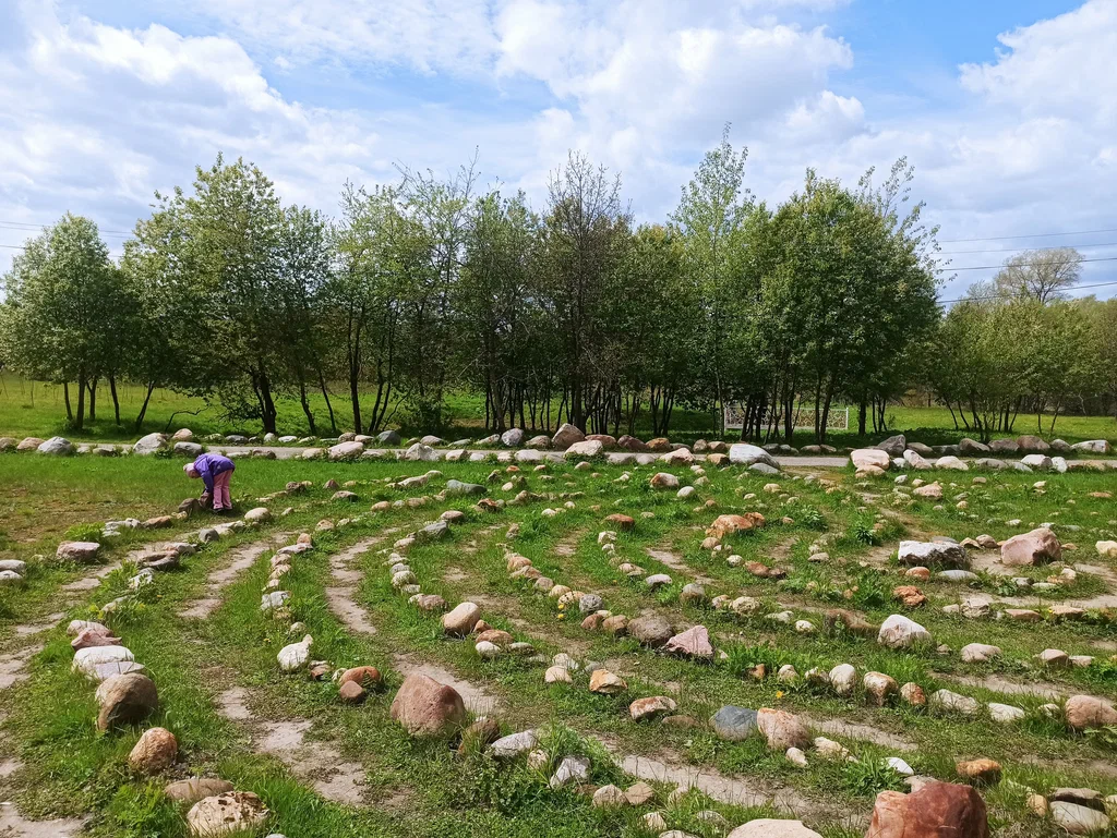 Open-air Glacial Rocks Museum-5