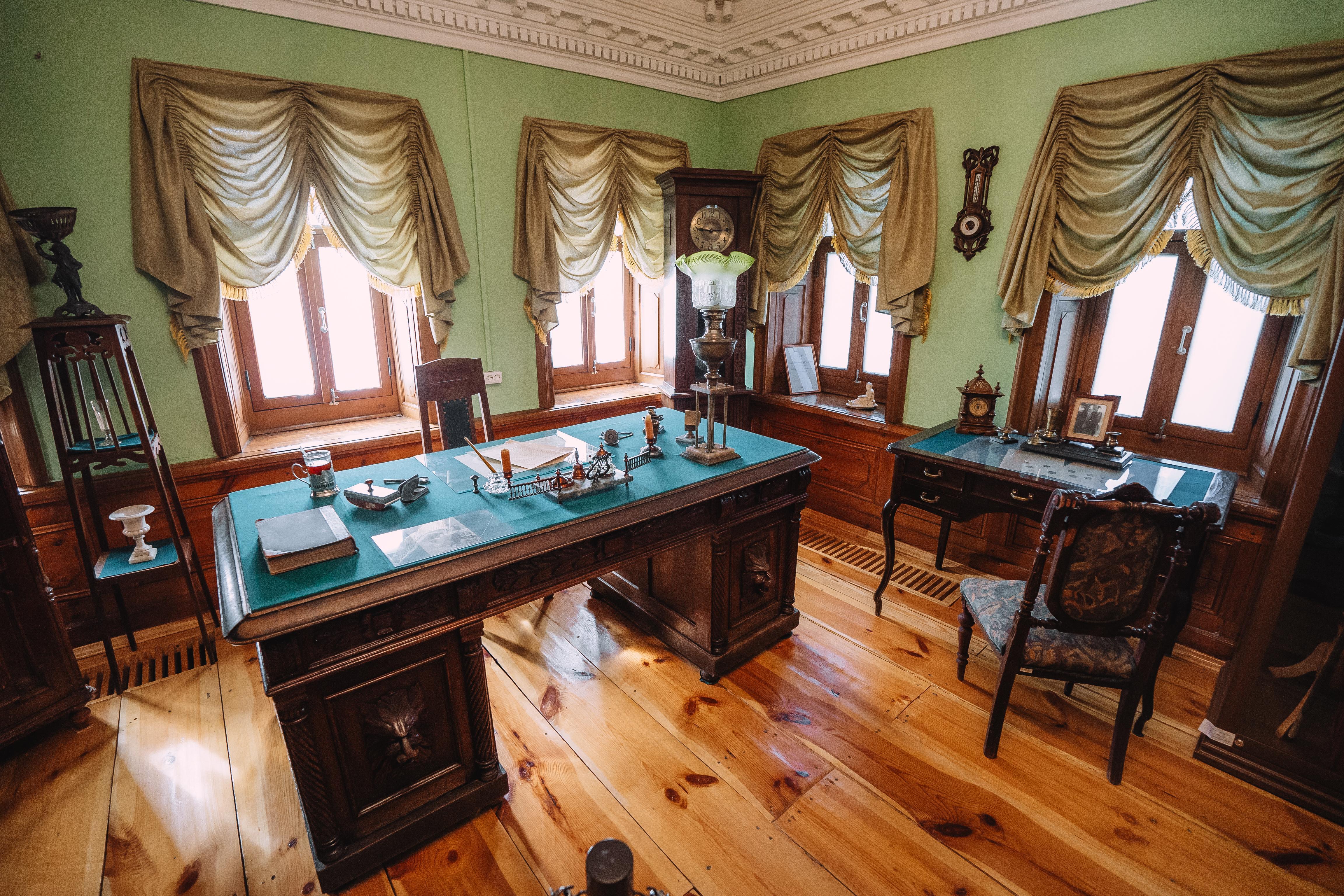 Yershov's (Sapozhnikov's) house-5