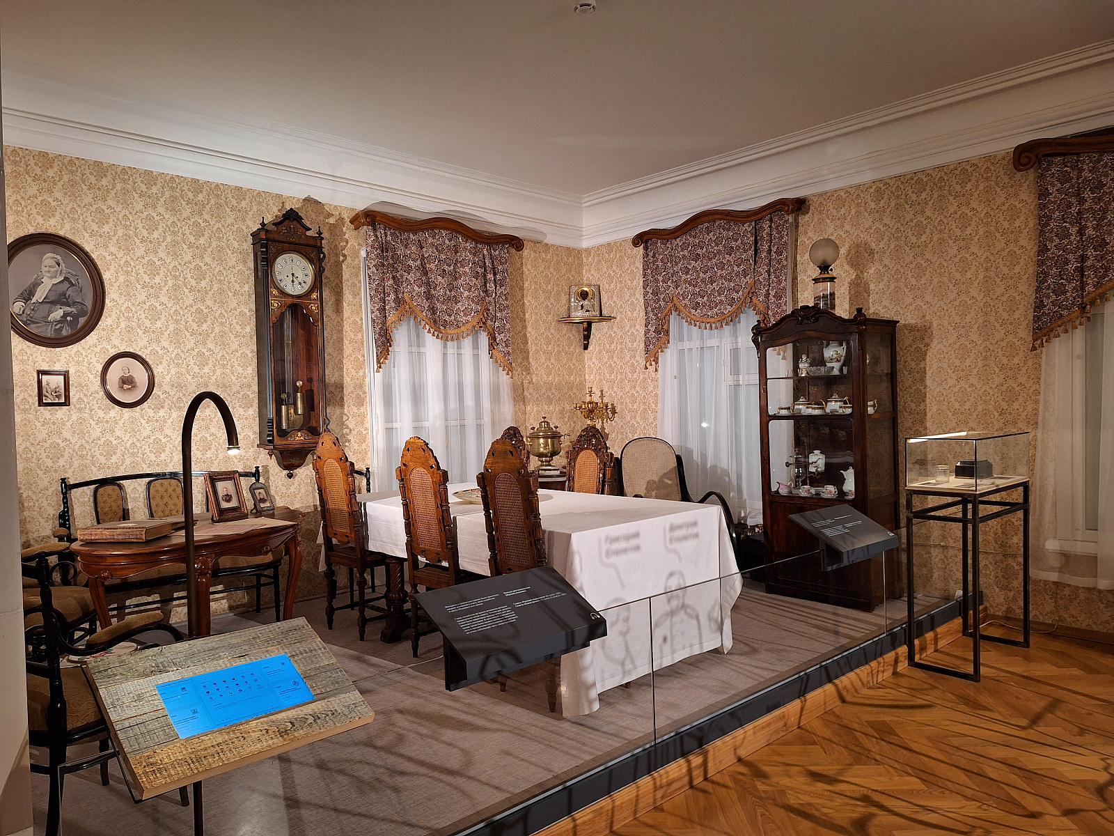 Stoletovs House Museum-0