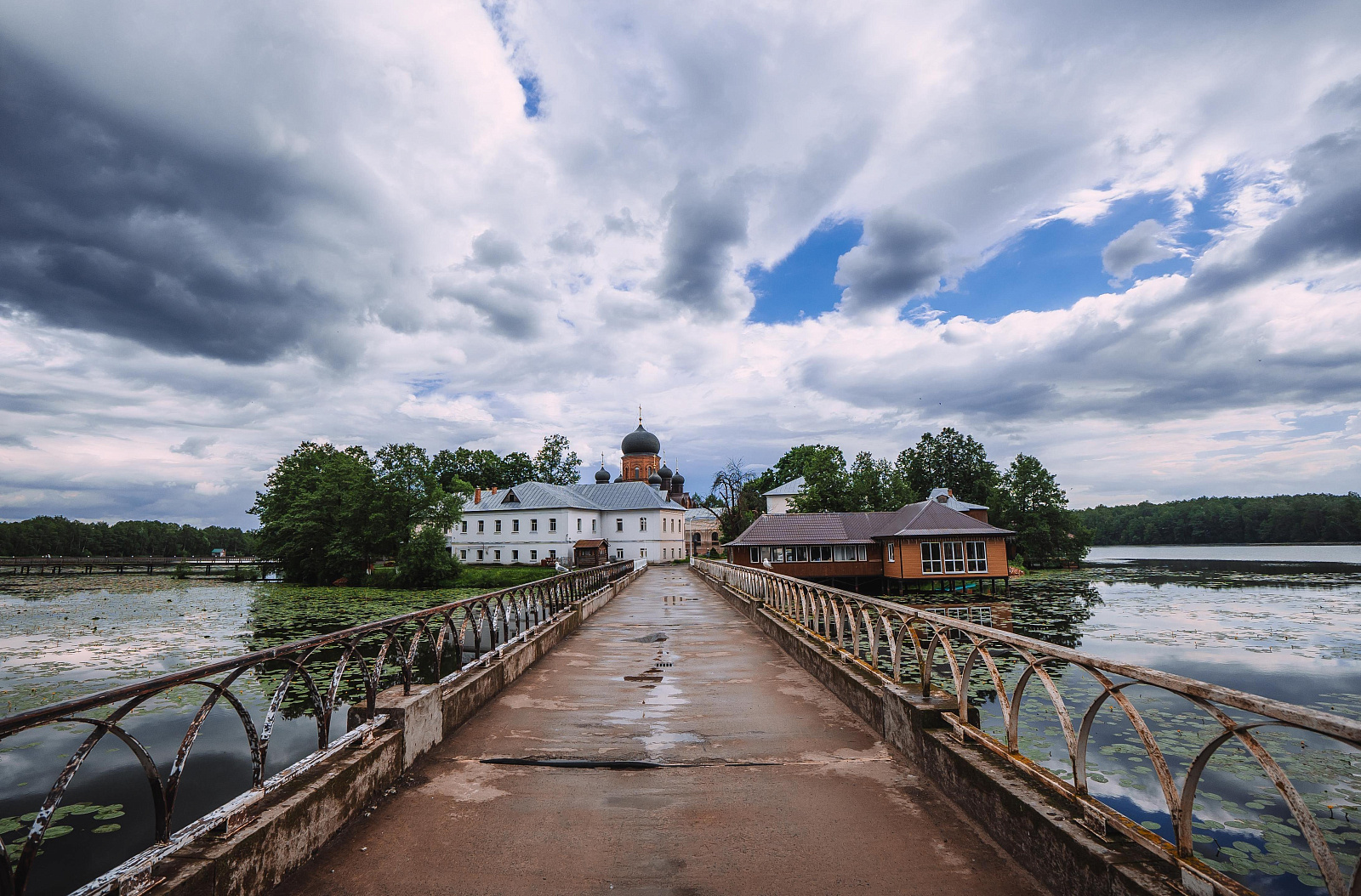 Svyato-Vvedenskaya Island Hermitage-2