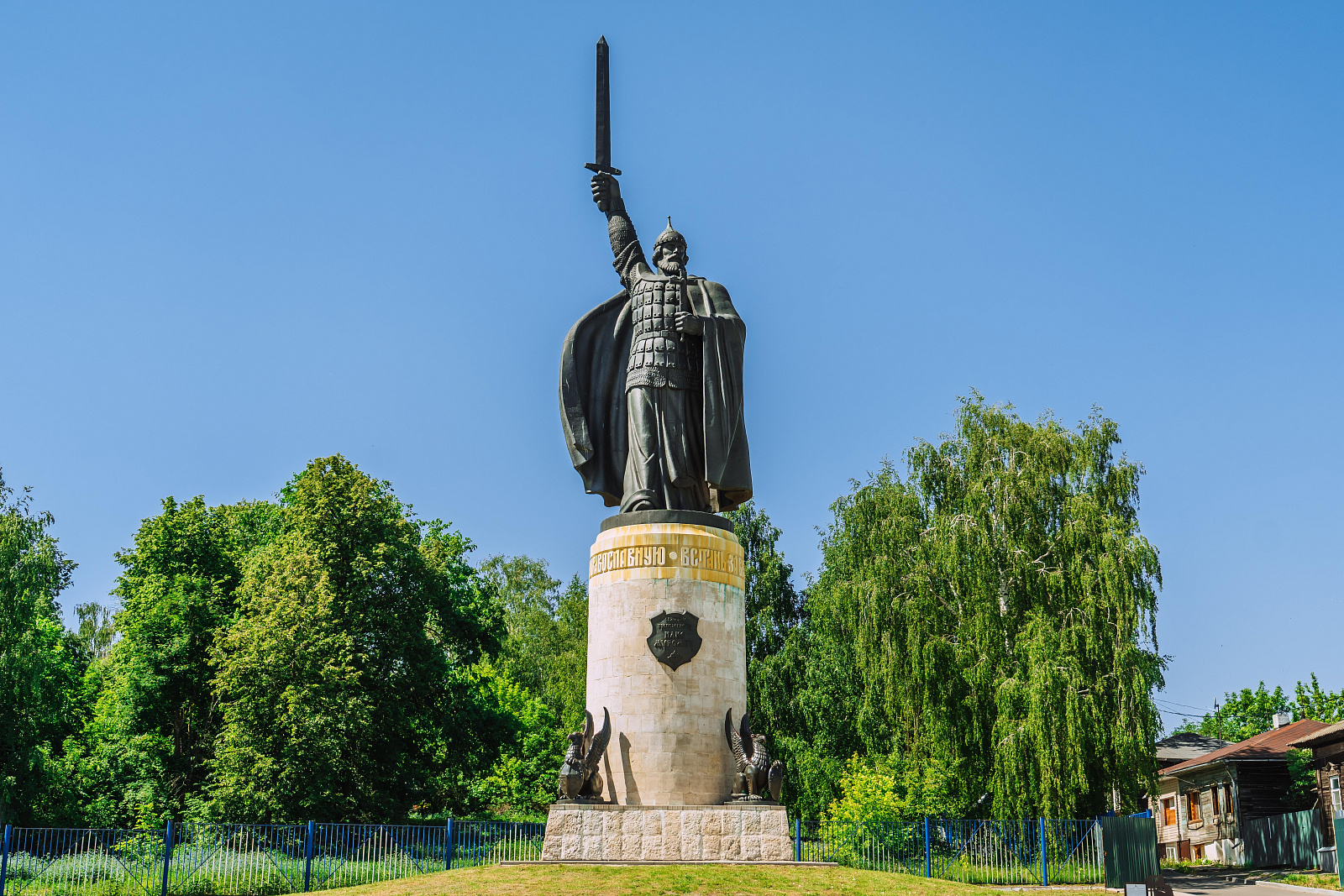 Ilya Muromets monument-1