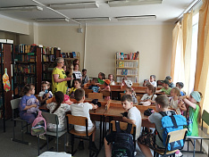 Интеллектуальная игра «Отдыхай, играй, читай!»