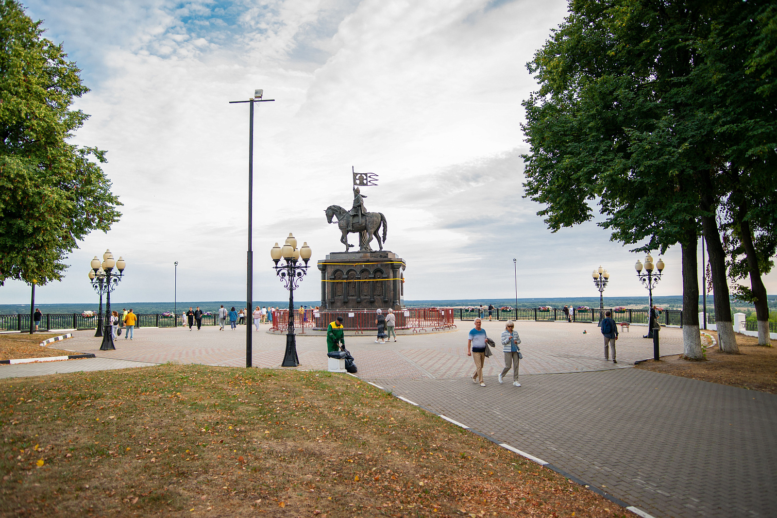 Monument to Prince Vladimir and St. Theodore-1