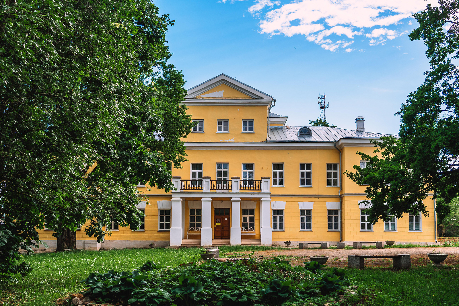 Golitsyns' Estate-0