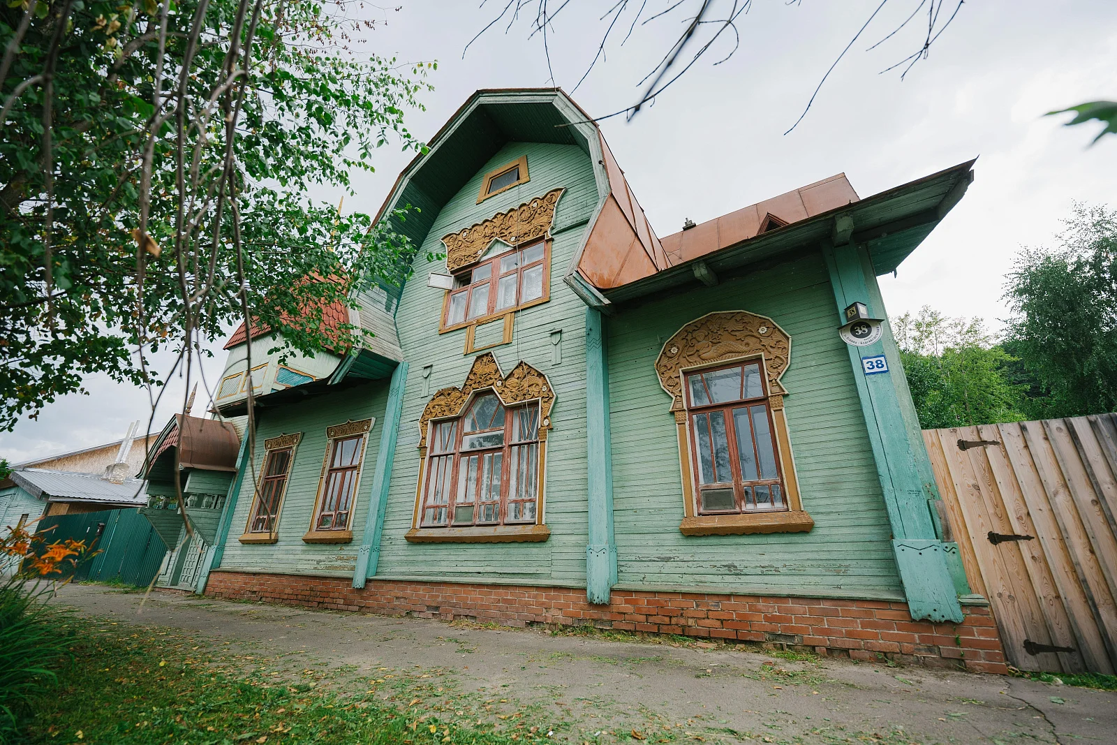 Prishletsov's House (House with Mermaids)-2